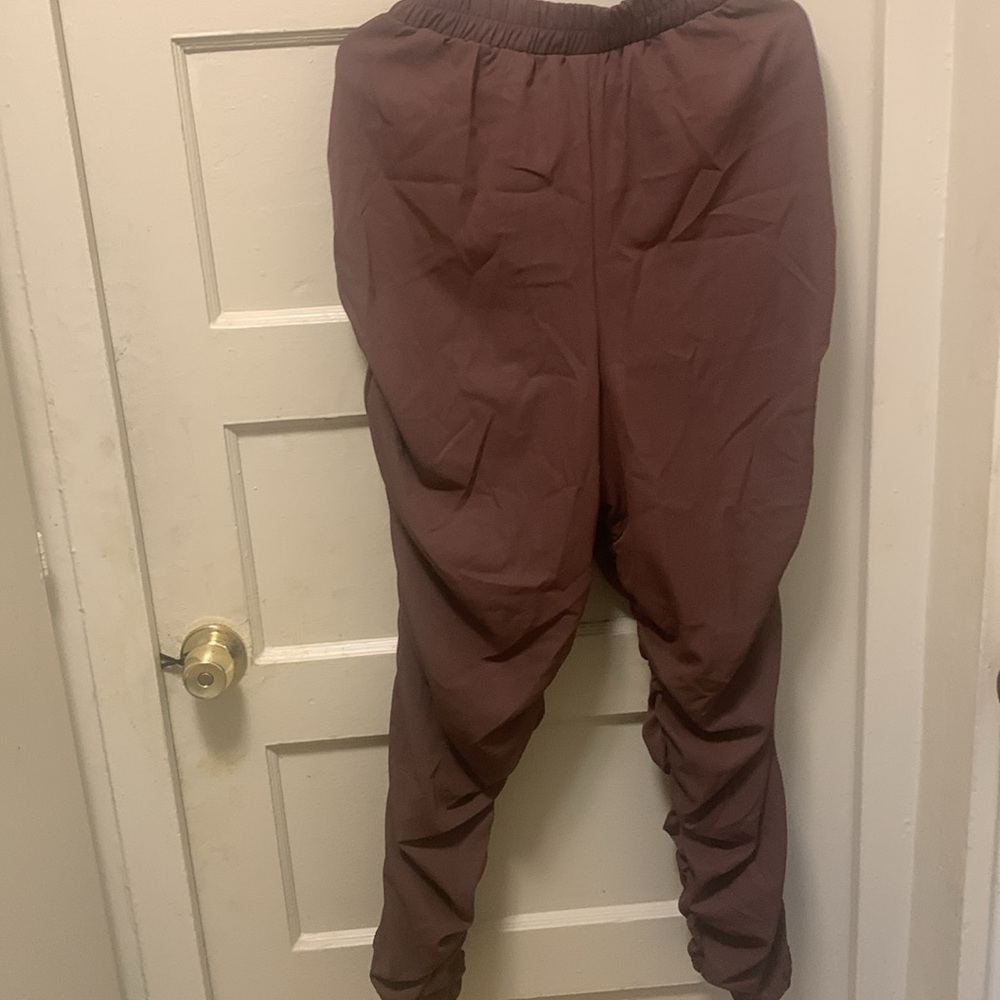 Drawstring Runched pants - Picture 2 of 4